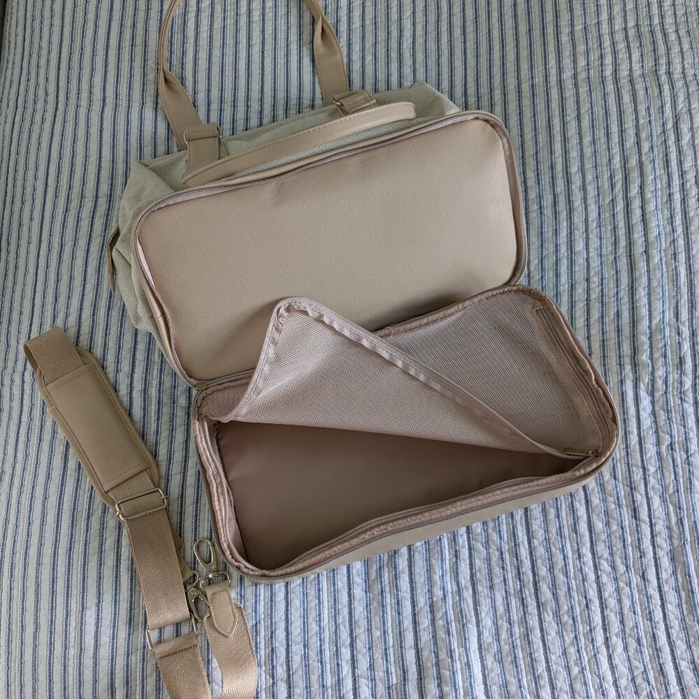 BEIS Weekender Bag in Beige